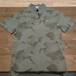 Nike Golf Modern Fit Camo Polo